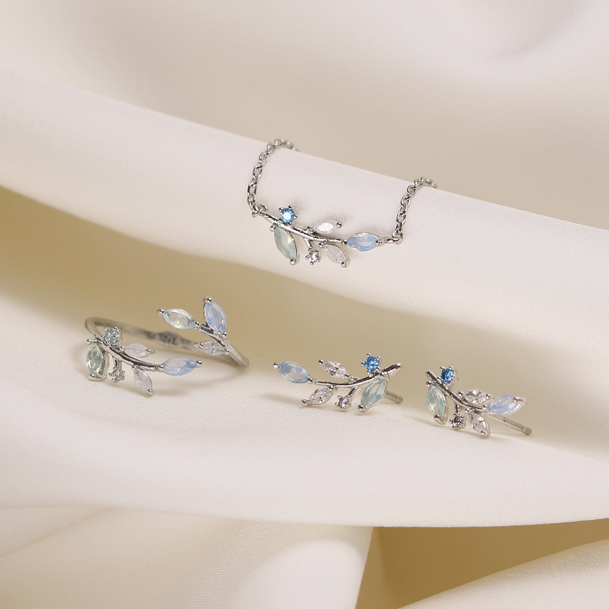 Moonstone vine set in Silver