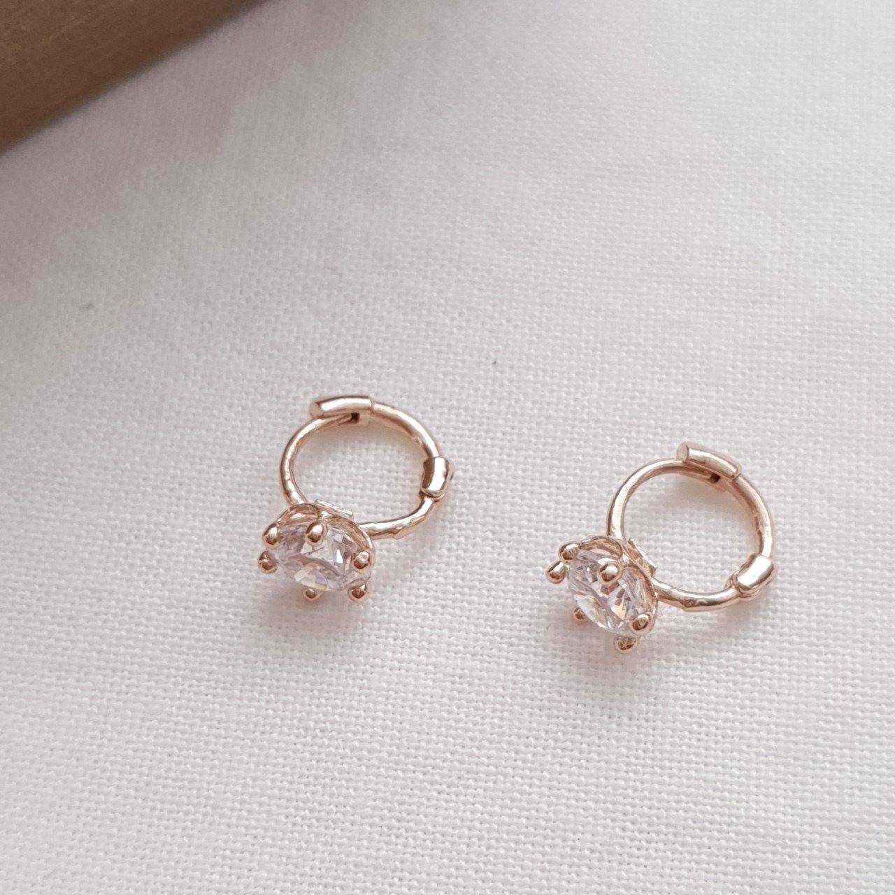 5mm cubic huggie - NABILONDON