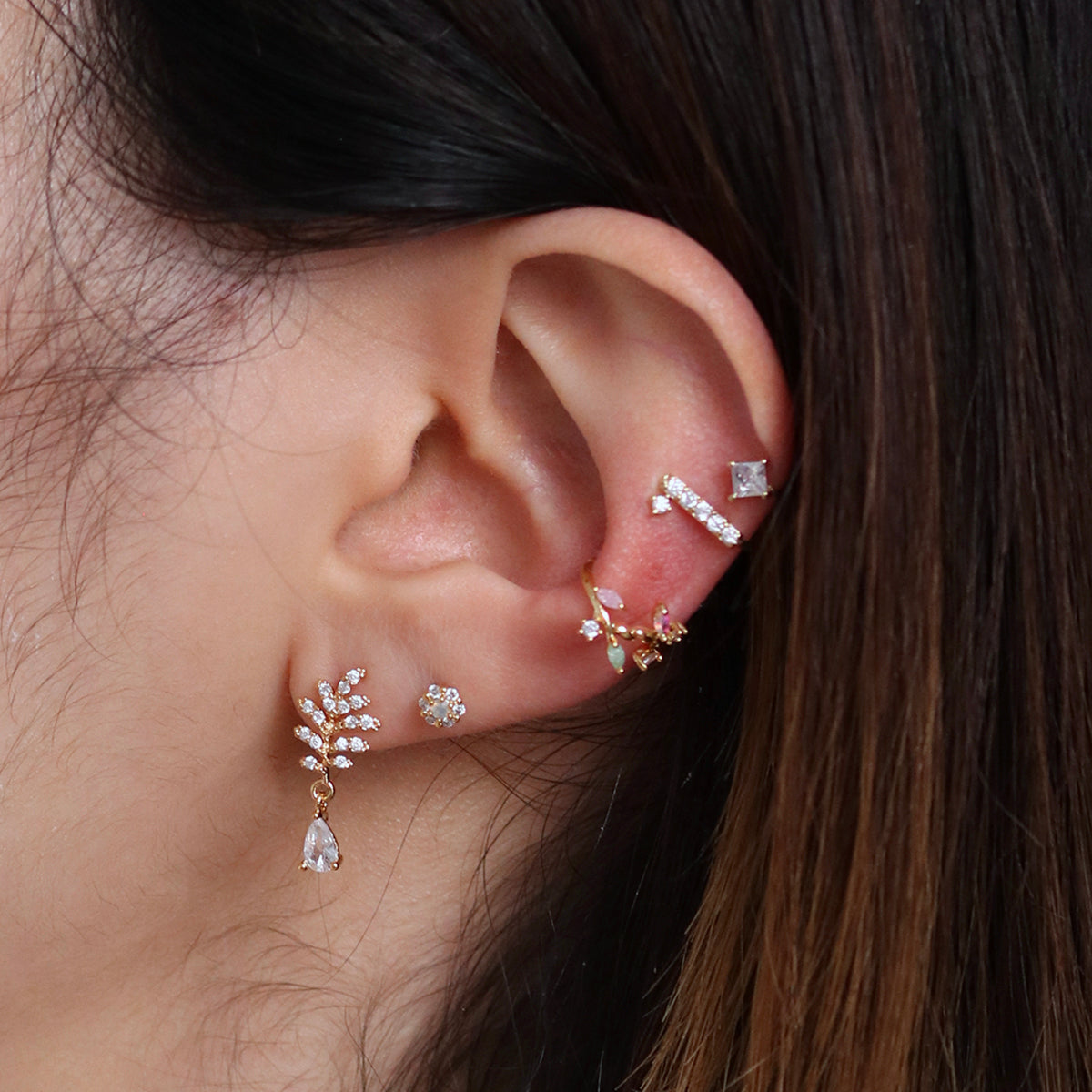 Relay Crystal Ear Cuff