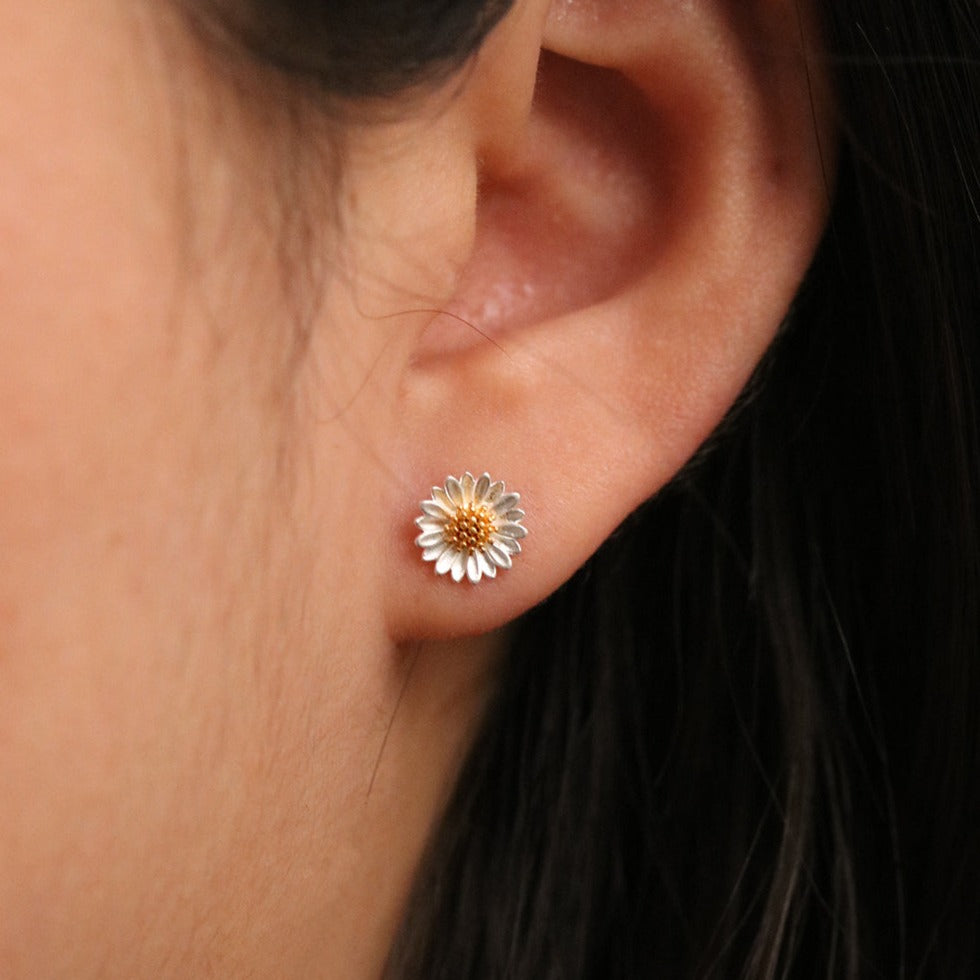 Daisy earrings