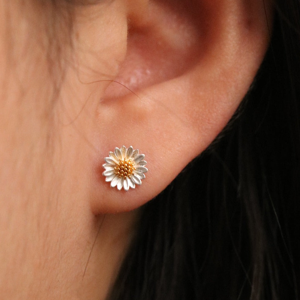 Daisy earrings