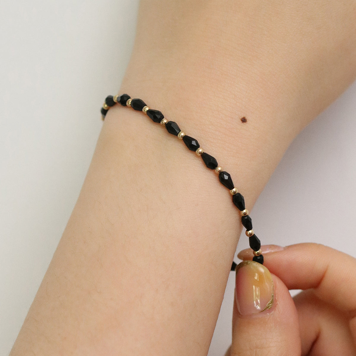 Stretchable bracelet