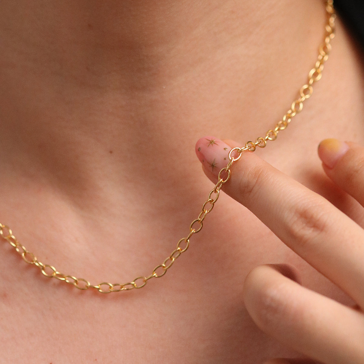 Medium oval chain necklace