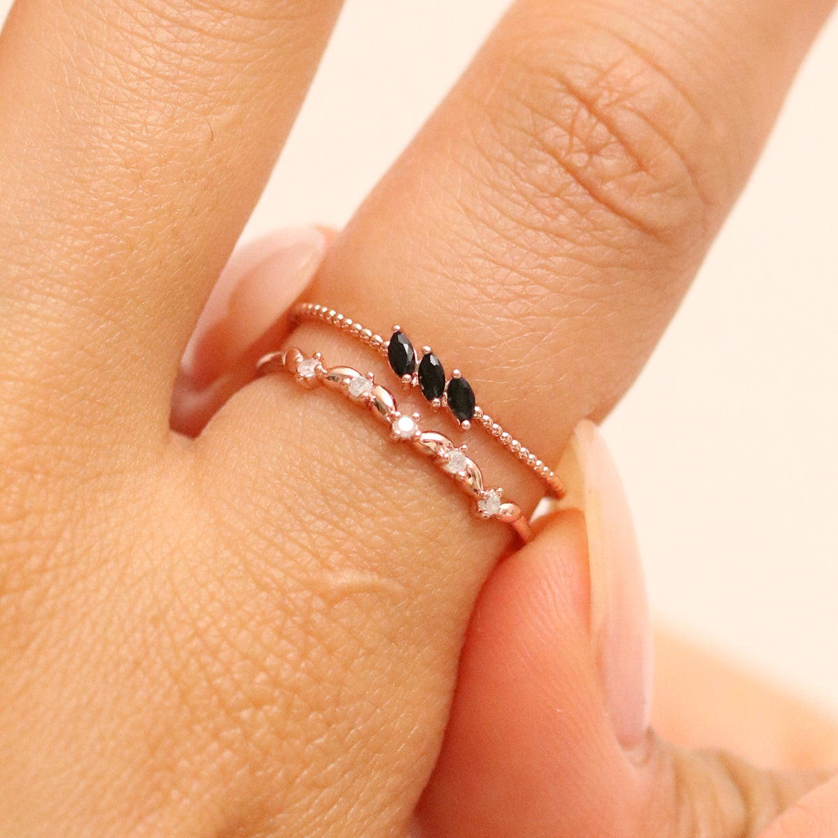 Black cubic layered ring