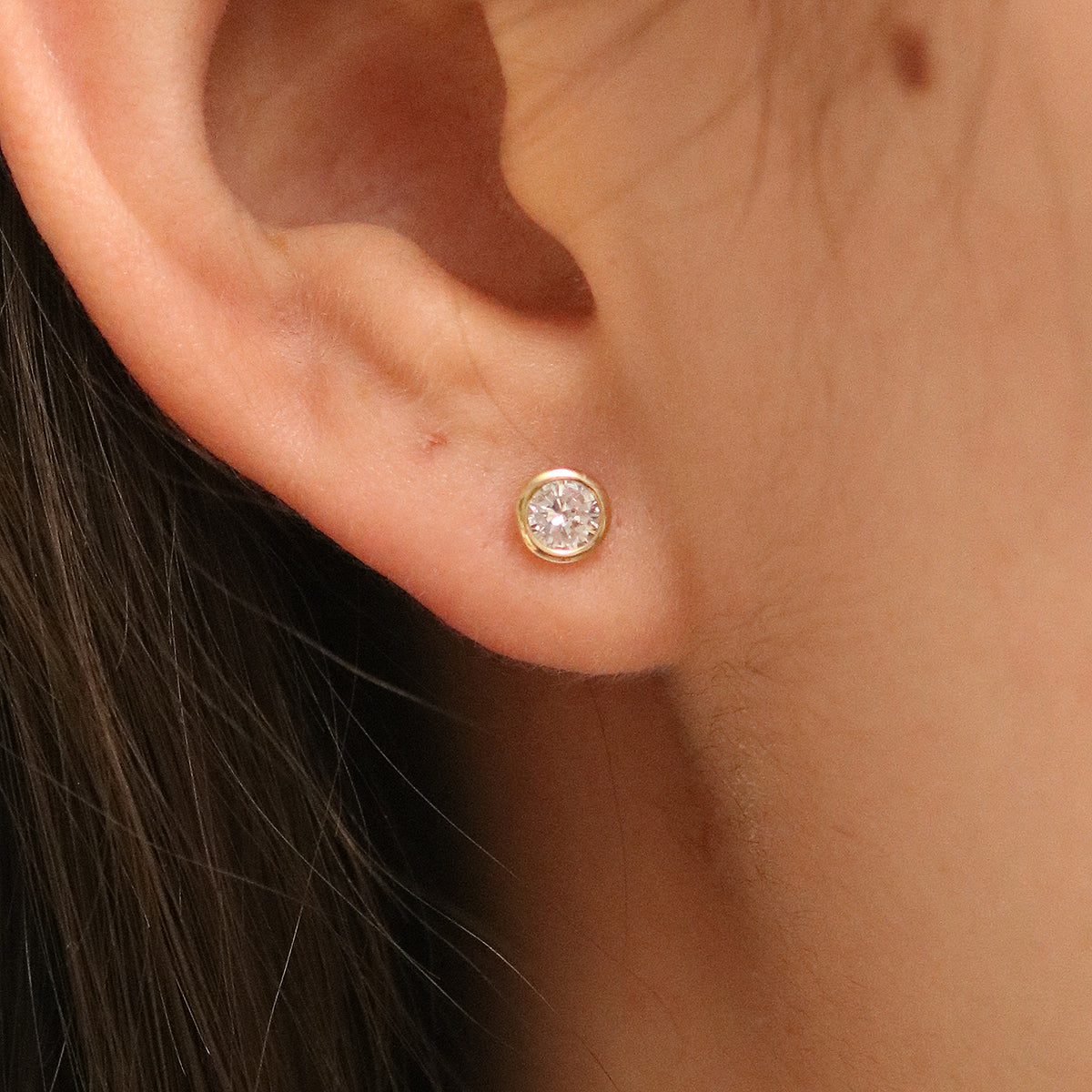 White topaz studs