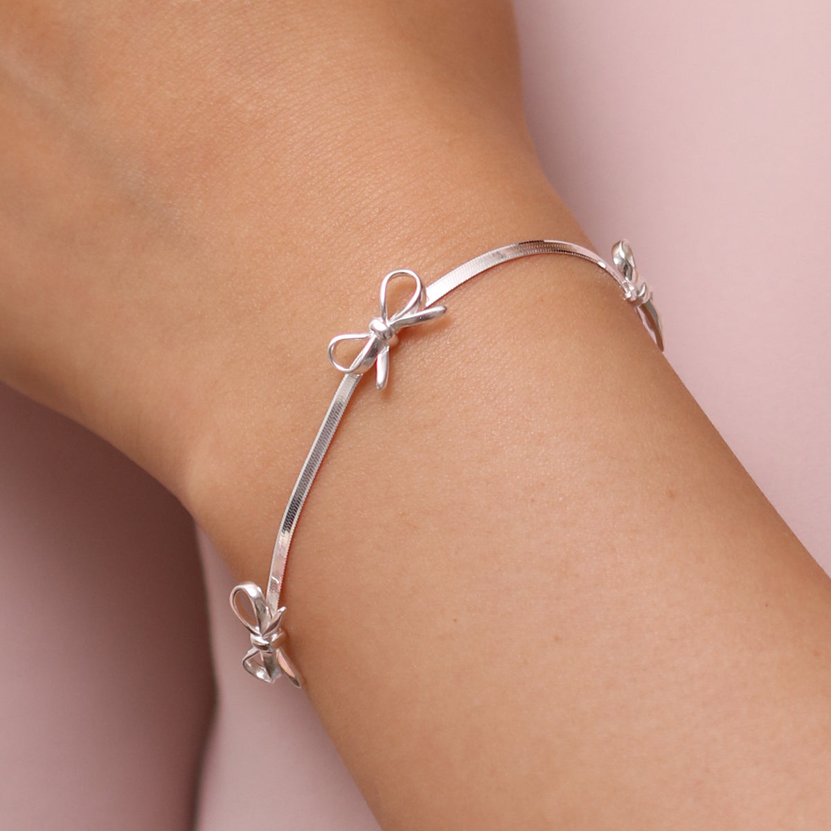 Bow Snake Chain Bracelet