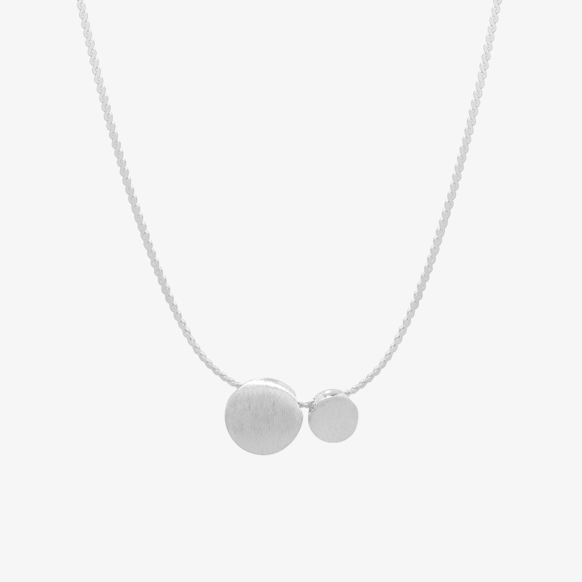 Double circles pendant necklace