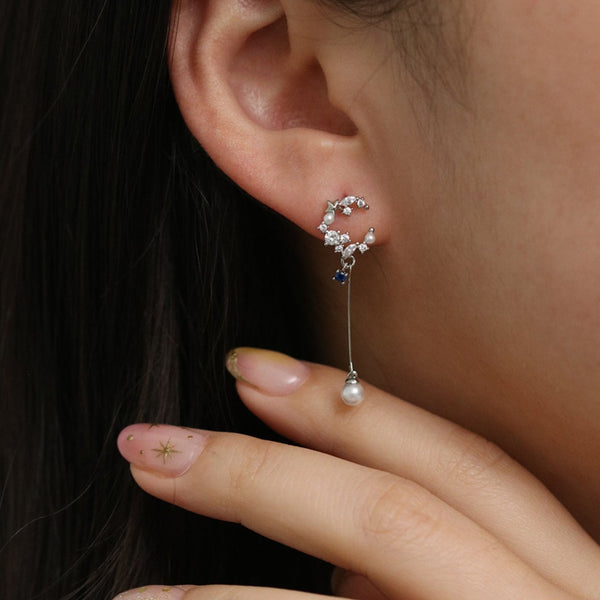 Cubic moon dangled pearl Earrings