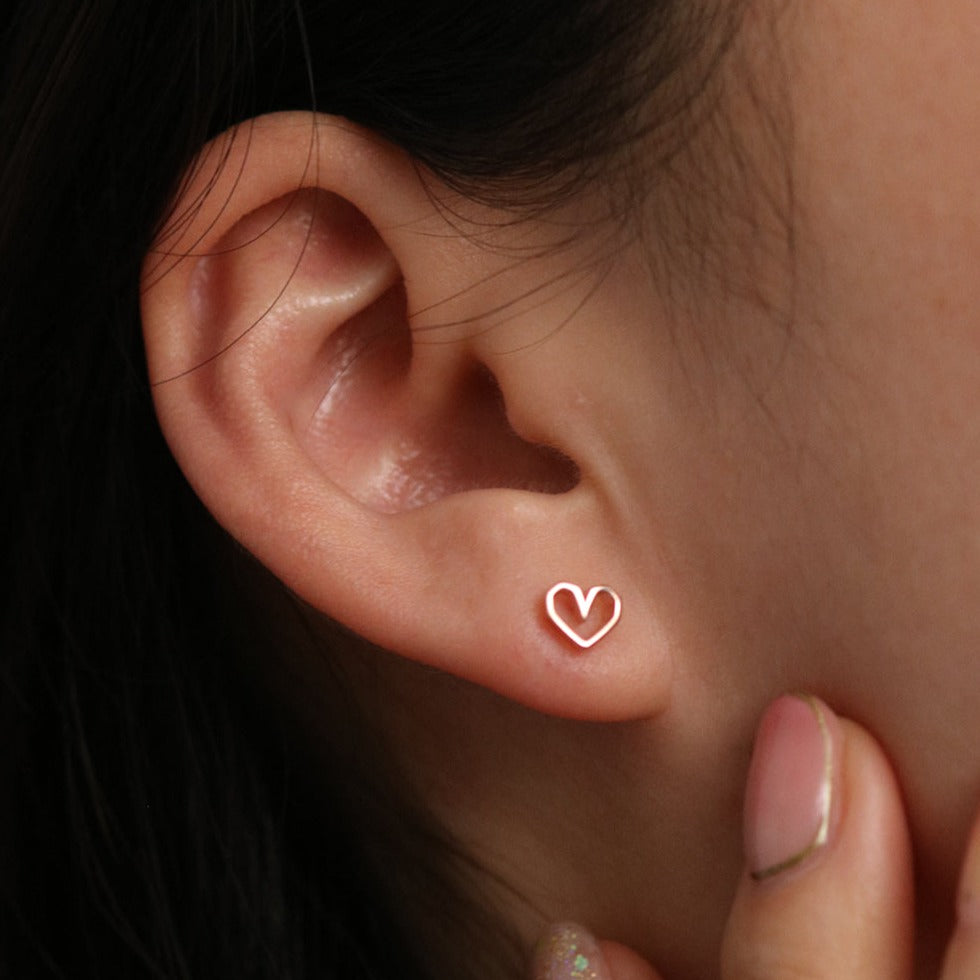 Angled heart stud earrings