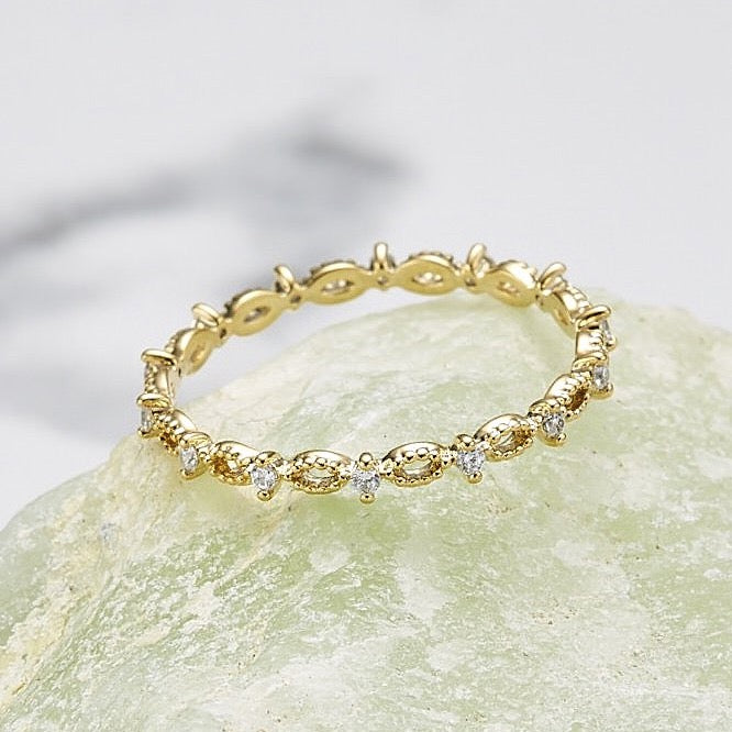 Cubic oval chain ring