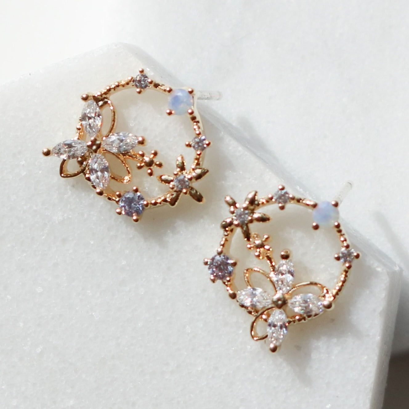 Pastel blue flower Earrings